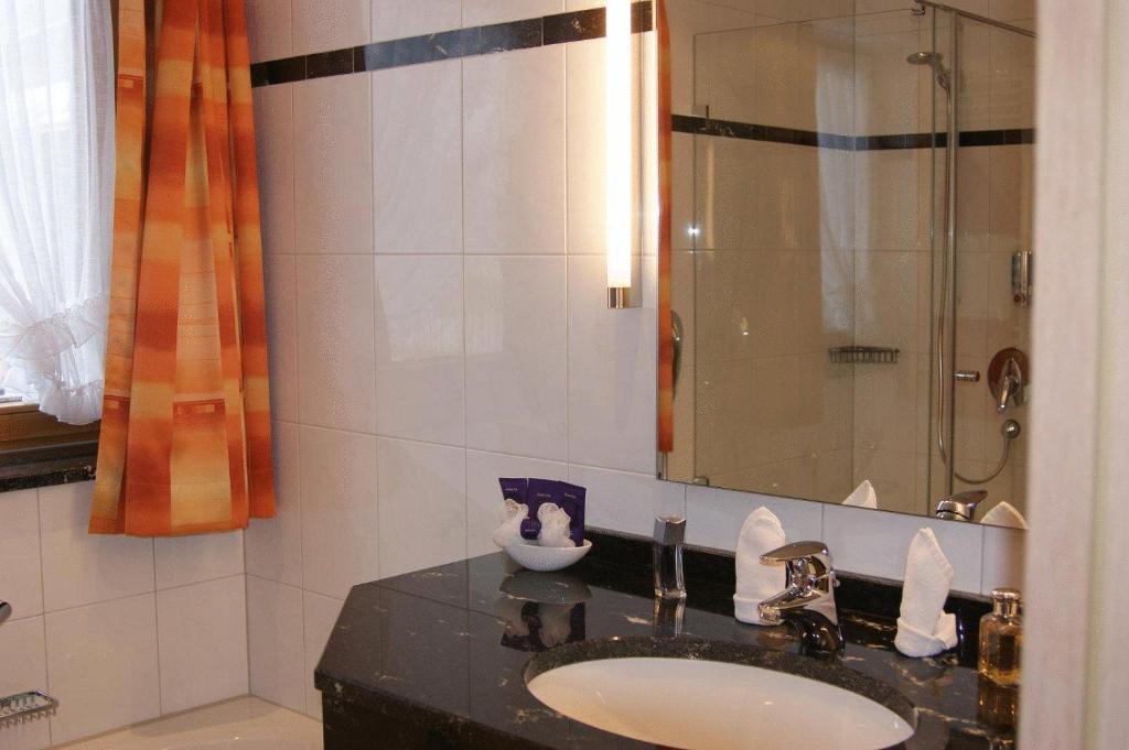 Hotel Landhaus Feldmeier ***S Oberammergau Phòng bức ảnh
